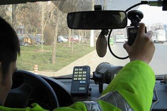 26 000 de angajati ai mai vor asigura ordinea si siguranta publica in minivacanta de 1 mai politistii vor actiona cu 400 de aparate radar 681208c7b4578