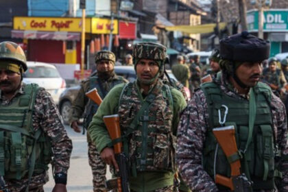 26 de oameni au fost ucisi in cel mai grav atac armat comis in kashmir din ultimii 25 de ani 680895a788620