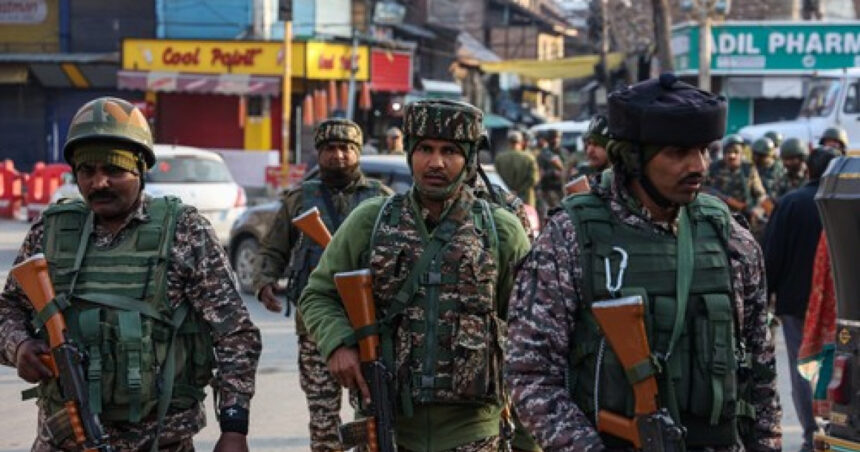 26 de oameni au fost ucisi in cel mai grav atac armat comis in kashmir din ultimii 25 de ani 680895a788620