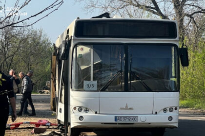 9 morti si 30 de raniti dupa un atac cu drone rusesti asupra orasului marhanet din ucraina 68088b39716f4