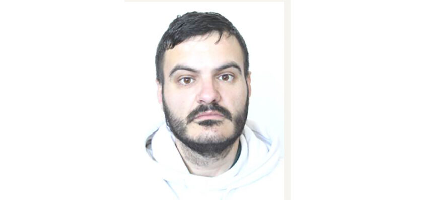 a disparut din fantanele un barbat de 31 de ani daca il vedeti sunati la 112 67ed28891824b
