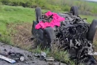 accident grav dupa ce o soferita de 20 de ani s a izbit violent cu masina de un cap de pod 6803eb51748c9
