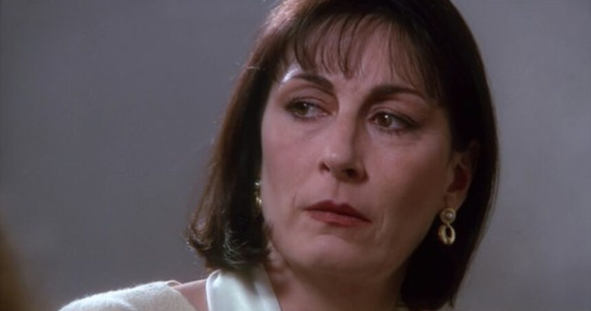 actrita anjelica huston dezvaluie ca a fost diagnosticata cu cancer am reusit sa supravietuiesc si sunt mandra 67f8fe9a67880