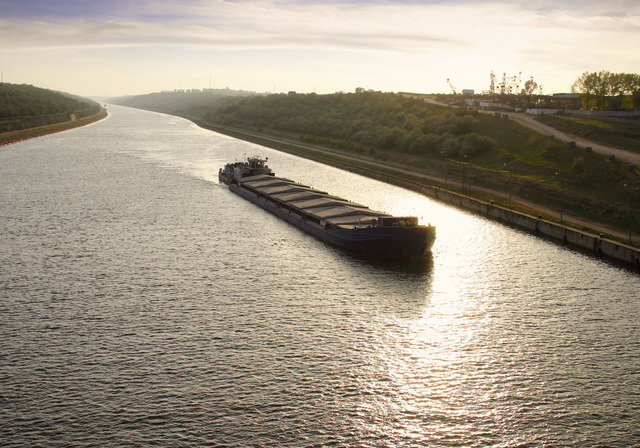 administratia canalelor navigabile pregateste investitii de 12321 milioane lei in modernizarea fronturilor de asteptare la portul medgidia 68089a1ee812a