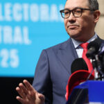 alegeri prezidentiale 2025 sesizare depusa la bec in cazul campaniei murdare in beneficiul lui victor ponta 67f65d32bb5ef