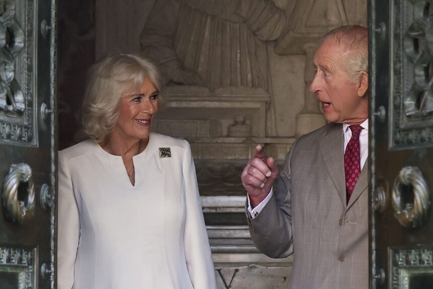 anuntul facut de camilla la intoarcerea din italia ce a spus despre regele charles 67fce1ceda2a7