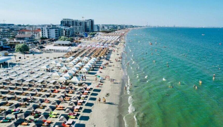 aproape jumatate de milion de euro cere proprietarul pentru un spatiu comercial din mamaia nord din zona cluburilor 68032260d149a