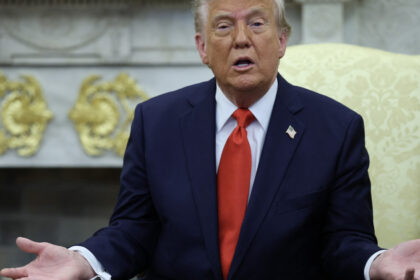 aproape jumatate dintre americani il considera pe trump un presedinte groaznic urmatorii patru ani vor fi un test sondaj 680dc37da2b17