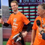 arlauskis l a intepat pe dan petrescu inainte de fcsb cfr cluj cunoscandu l pe petrescu o sa vina cu trei autocare in poarta 680493d150c8c