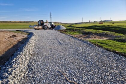 asfalt dobrogea va incasa peste 26 milioane de lei pentru pietruirea drumurilor din hagieni 67f0b0c29be83