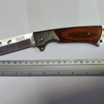 barbat periculos cu un briceag asupra lui depistat de jandarmi pe holul judecatoriei din medgidia 67ed2fc6ed35b