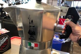 bialetti cu fabrica in romania cumparat de un fond de investitii condus din hong kong 680217d012b91