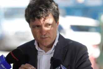 biroul electoral la sesizarea pnl a constatat ca nicusor dan isi face campanie ilegal 67effb291a057