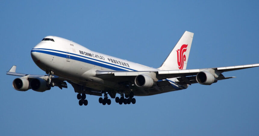 boeing interzis in china beijingul a ordonat companiilor aeriene sa renunte la cumpararea de avioane produse de compania americana 67fe30e003ef6