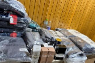 bunuri contrafacute de peste 100 de mii de lei confiscate de politistii de frontiera la mangalia 67f52454c4055