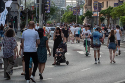 calea victoriei redevine pietonala in weekenduri cand incepe proiectul strazi deschise in bucuresti 67efe7c78afa6