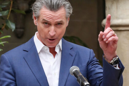california va contesta in instanta taxele vamale impuse de donald trump 68001436a43a4