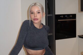 cati bani castiga carmen grebenisan din mediul online mai mult decat din alte joburi 67ffa70bd2581