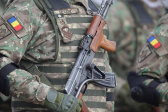 cati militari romani participa la misiuni in alte tari ministri din nato si ue si au exprimat aprecierea pentru profesionalismul lor 680151214b177