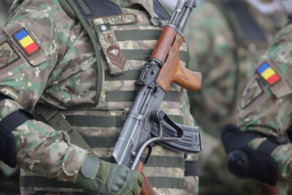cati militari romani participa la misiuni in alte tari ministri din nato si ue si au exprimat aprecierea pentru profesionalismul lor 680151214b177