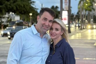 catrinel sandu si fetele sale se intorc in romania ce spune vedeta despre sotul ei americanul steve ne gandim sa venim acasa 680a414323de4