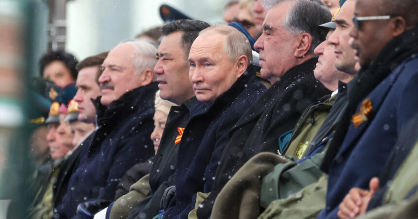 ce sefi de stat sunt asteptati de putin la moscova la parada de ziua victoriei cine sunt liderii europeni care si au anuntat prezenta 67fe7cac5ab38
