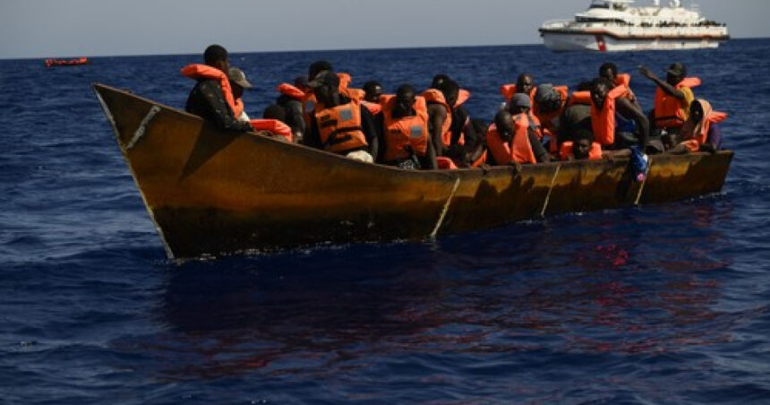 cel putin 142 de persoane au fost urmarite penal in 2024 pentru ca au salvat sau ajutat migranti in europa 681076510c3a0