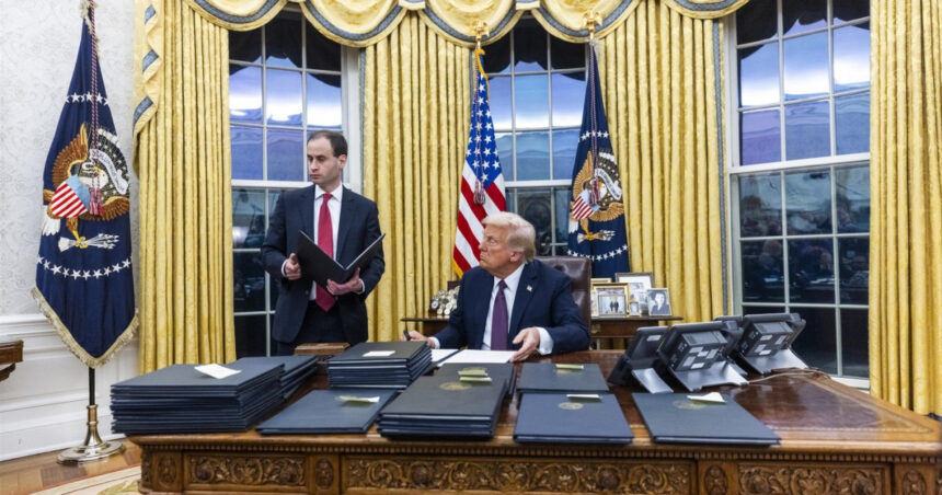 cele 10 momente cheie din primele 100 de zile de mandat prezidential al lui donald trump 68087034b2e1e