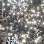cererile uniunii europene sunt aproape aceleasi cu ale manifestantilor de pe strazile serbiei spune comisarul pentru extindere 67ff4d6947084
