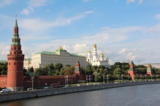 cnn un oficial de rang inalt de la kremlin este asteptat sa vina la washington in aceasta saptamana pentru discutii cu administratia trump 67ed111fdde25