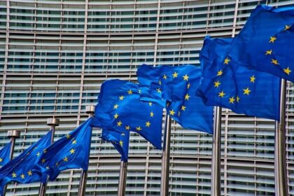 comisia europeana a publicat o lista de tari sigure limitand posibilitatile de azil pentru resortisantii lor 67ffa21651682