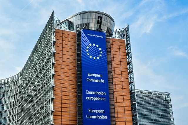 comisia europeana investeste 910 milioane de euro pentru a crea o industrie de aparare puternica si inovatoare in europa 6812057c3440e