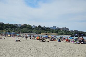 concesionarii au inceput amenajarea plajelor din mamaia si constanta pentru sezonul estival nu au nici acum un plan urbanistic zonal nou 680b6a9f8671b