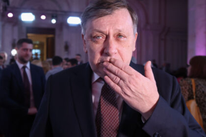 crin antonescu revine asupra afirmatiei despre uciderea traficantilor de droguri a fost o expresie nefericita daca vreti o si regret 680212e560c5b