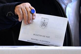 curtea de apel ploiesti a suspendat decizia de anulare a alegerilor prezidentiale din noiembrie 680a6e299a673