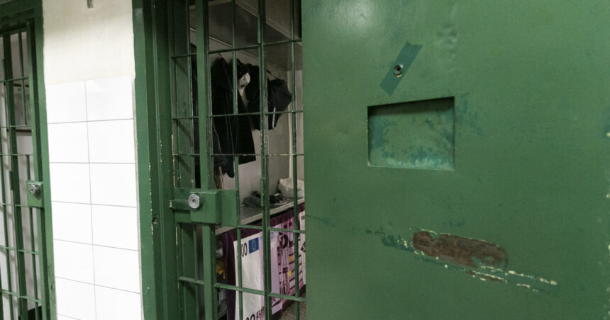 deputatii din comisia pentru abuzuri au facut un tur al penitenciarelor din romania ce concluzii au tras la final 68015ea8eacd8