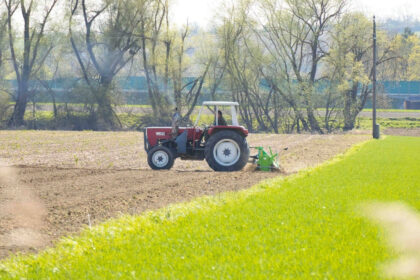 din ghidul programului rabla pentru tractoare lipsesc categoriile cele mai utilizate de micii fermieri se cere schimbarea ordinului 680a614f3d9de