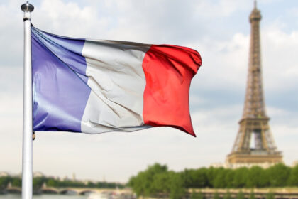 doi ministri francezi sunt anchetati dupa sinuciderea unor ingrijitori din spitale publice ce acuzatii le sunt aduse 67fcd45518f46