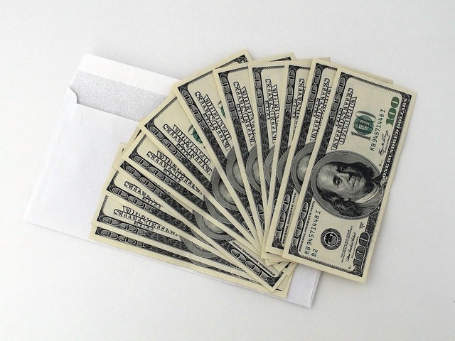 dolarul s a prabusit dupa tarifele lui trump care ameninta economia americana 67ee94c9b3b09
