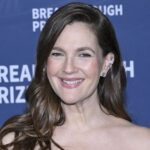 drew barrymore dezvaluie secretul imbatranirii frumoase dupa ce si a facut prima operatie estetica la 17 ani vad ca am gat de curcan 680de98ee6cf3
