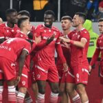 dupa dennis politic gigi becali mai vrea un jucator de la dinamo 6810a79066224