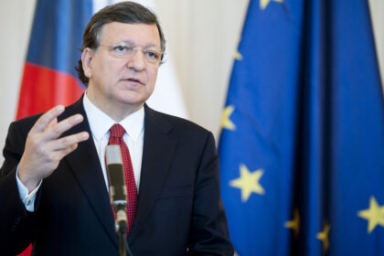 fostul presedinte al comisiei europene manuel barroso avertizeaza in privinta lui putin cineva in care nu poti avea incredere 680a0aa11f2e0