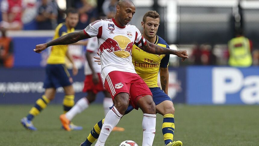 fostul star al lui arsenal a fost numit manager la un club din liga a doua engleza 68087490da990