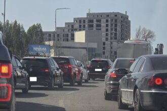 foto atentie soferi evitati bulevardul aurel vlaicu traficul este blocat 67ff64e6494ef