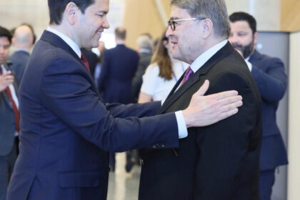 foto emil hurezeanu s a intalnit cu secretarul de stat al sua marco rubio la bruxelles 67efe7d8d3170