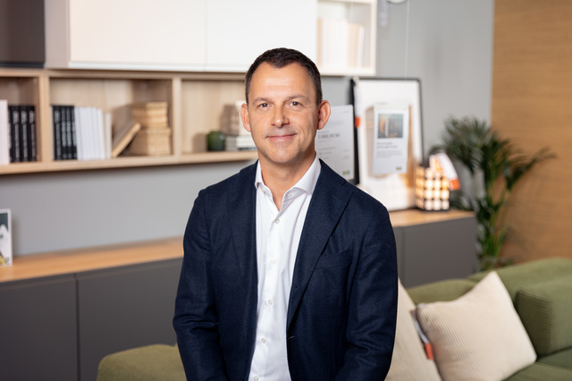 foto ikea romania avans al afacerilor de 240 in ultimul deceniu vincent devloo area retail manager ikea see ne asteptam sa crestem si sa castigam cota de piata intentionam sa investim in noi punc 67fc2e82acf12