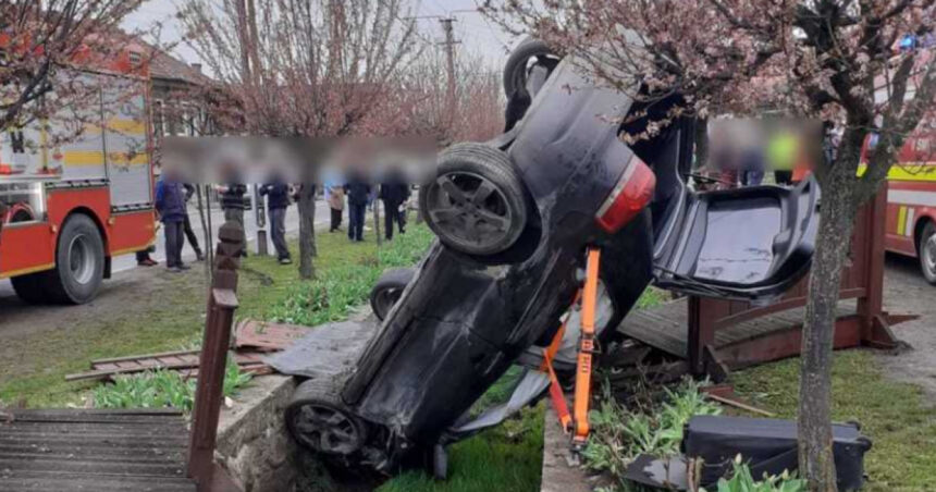 foto patru tineri raniti intr un accident rutier in judetul cluj a fost chemat un elicopter smurd 67fea6fba0612