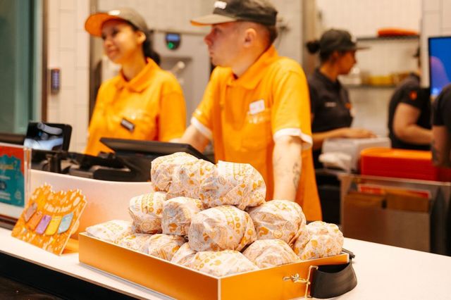 foto popeyes deschide un nou restaurant in bucuresti 6808965a17b30