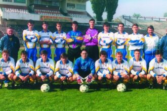foto primii frati gemeni straini din fotbalul romanesc implinesc astazi 60 de ani au jucat impreuna la 12 echipe 67fa5792bb82d