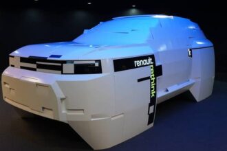 foto renault pariaza pe india cu modelele dacia jumatate de milion de masini anual de zece ori mai multe decat in prezent cel mai mare centru de design din afara frantei 680eaf34b8e7f